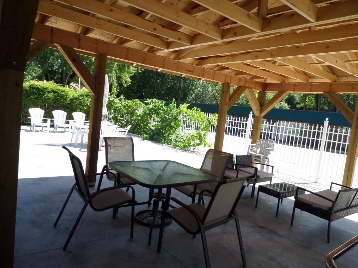 Ray Lyn Motel Trail Zewnętrze zdjęcie